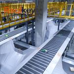 8000p/H Sorted Cartons Narrow Belt Sorter For Supermarket Distribution