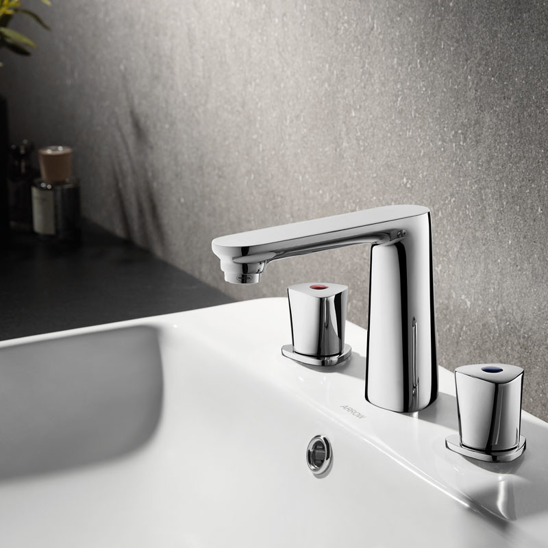 Two Handle Widespread Bathroom Faucet Chrome Deck Mounted