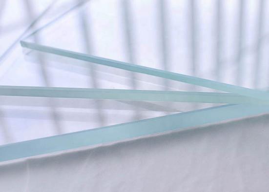 3-12mm Low Iron Tempered Glass , Ultra Clear Float Glass For Decorative /