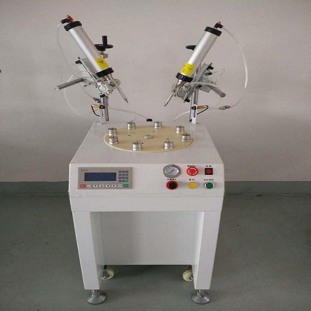 Eight Station Glue Dispensing Machine Floor Stand Adhesives Dispenser 50Hz - 60Hz For LED Bulb