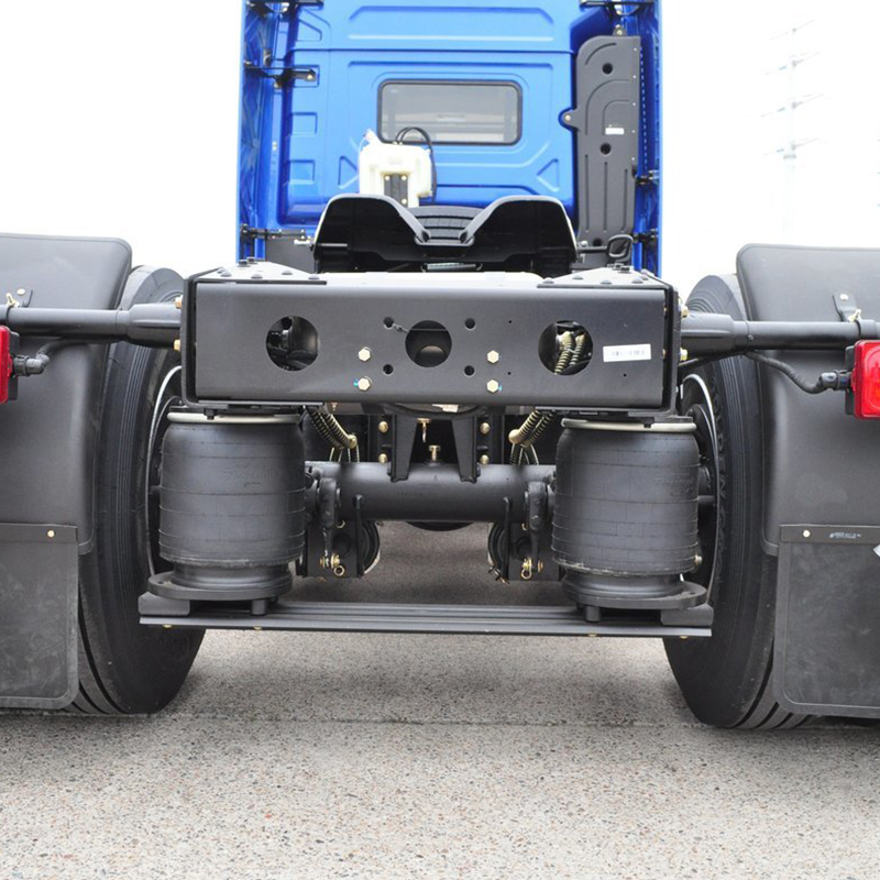 Front Axle HF9T Shacman 6x4 Trailer Truck Head Tractor Truck With 500 Hp Cummins Engine