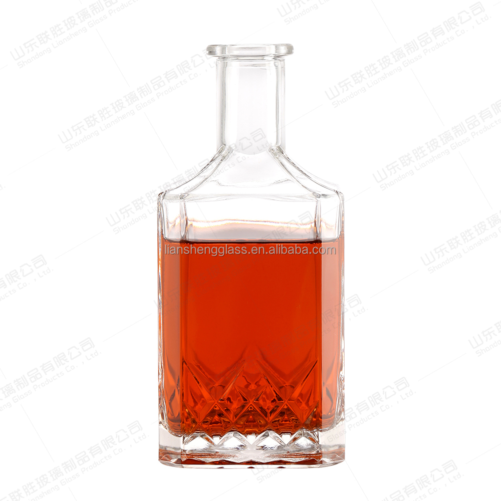 Custom Size Accepted 500ml Amber Glass Bottle for Vodka and Wine Customized Bottle Color