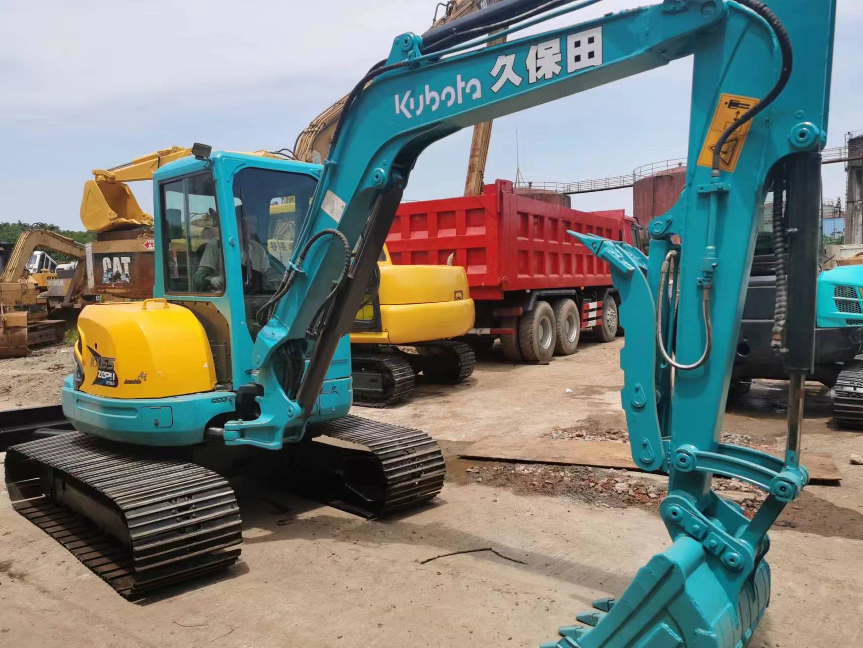KX155 Japan Mini Excavator Used Kubota Excavator KX161 with Parker Hydraulic Cylinder