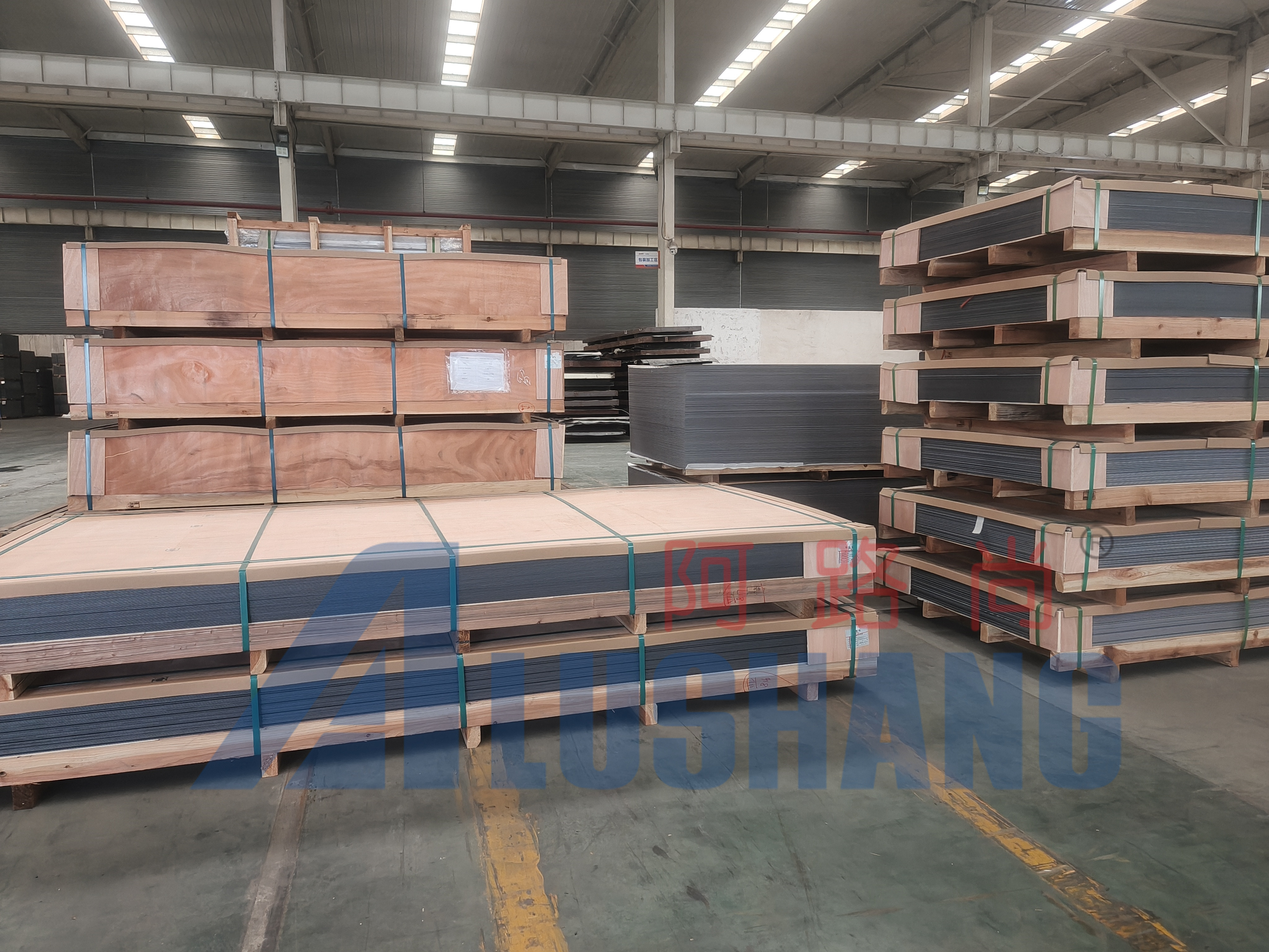 Scratch Resistant Better Core Wall Curtain Building Facade Curved Type PVDF Aluminum Composite Panel 3MM Aluminium Composite Panel Heat Resistance 4MM