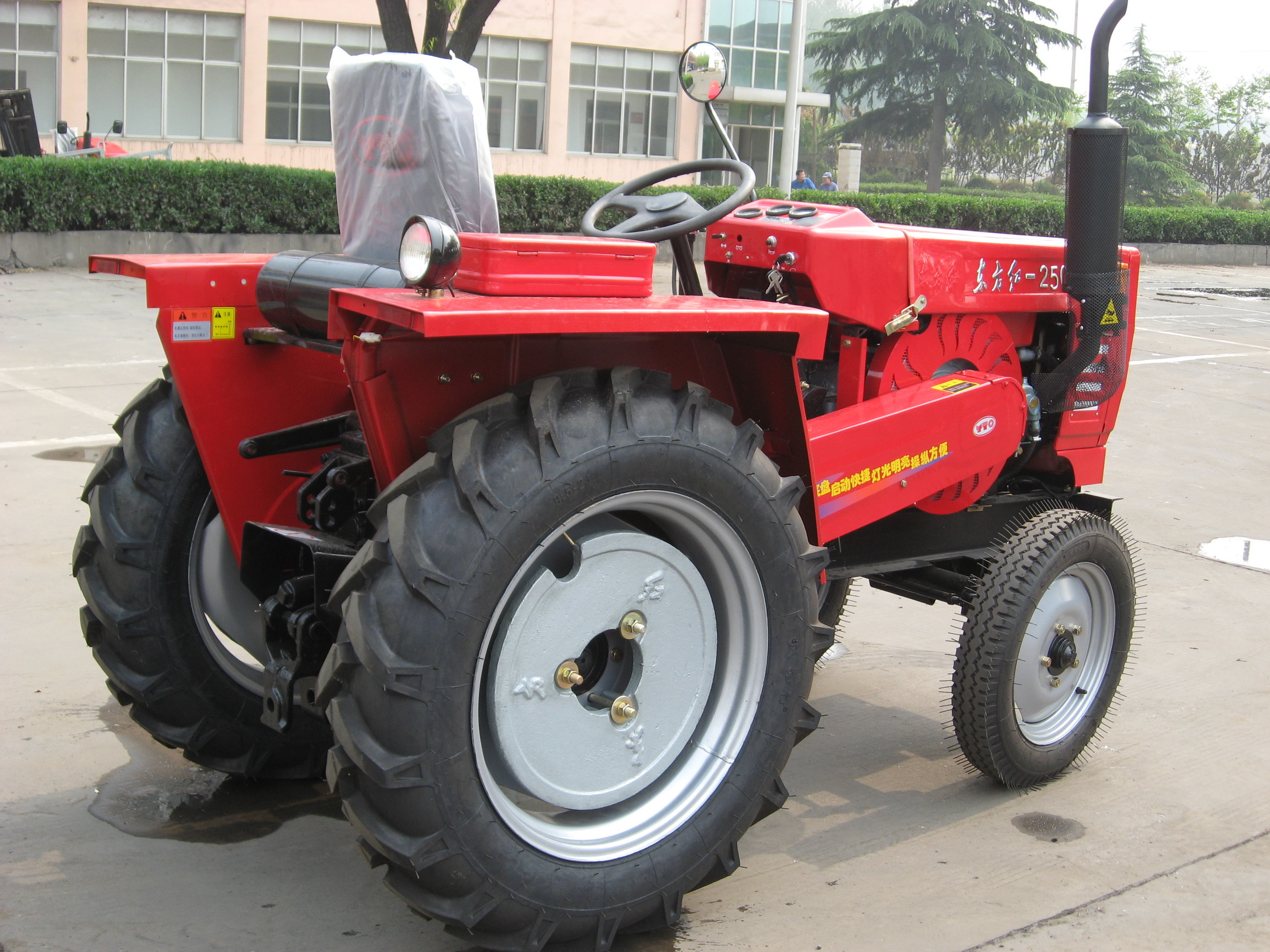 YTO Belt driving wheel tractor 250P