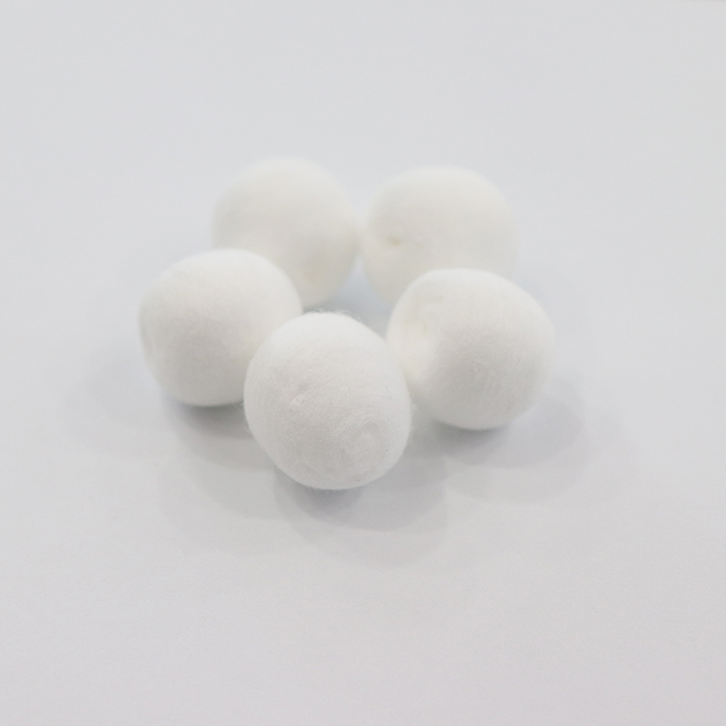 100% Cotton High Absorbent Medical Cotton Ball White Color BP and USP standard