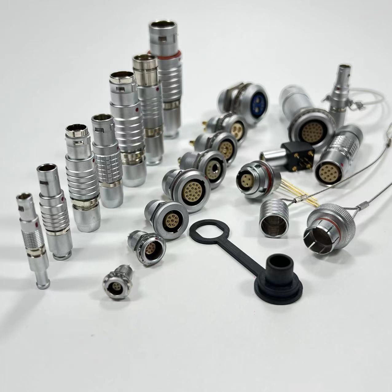 BEXKOM Circular IP67 Electrical Connectors For Industrial Testing Instrument Robot