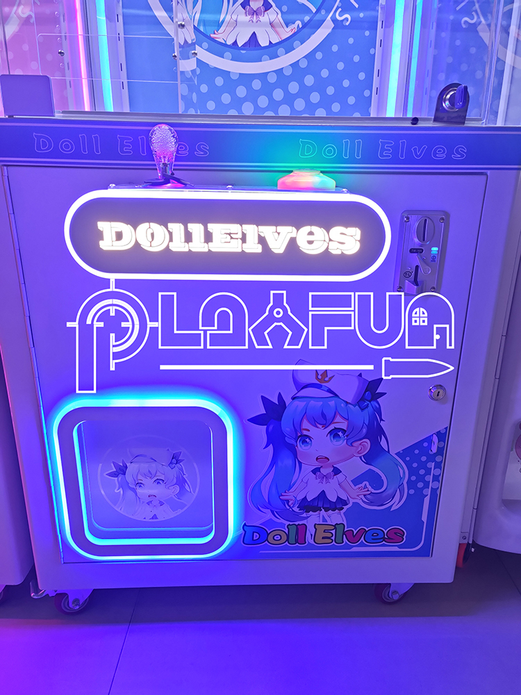 New Product Cartoon Design Pattern Doll Machine Arcade Toys Plush Coin Operated Games Claw Crane Machine
