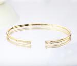 0.12ct 18K Gold Diamond Bangle 4.0g Open Circle Bangle Set