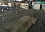 Heavy Duty Livestock Wire Fence , Decorative Cattle Panel Fence For Farm