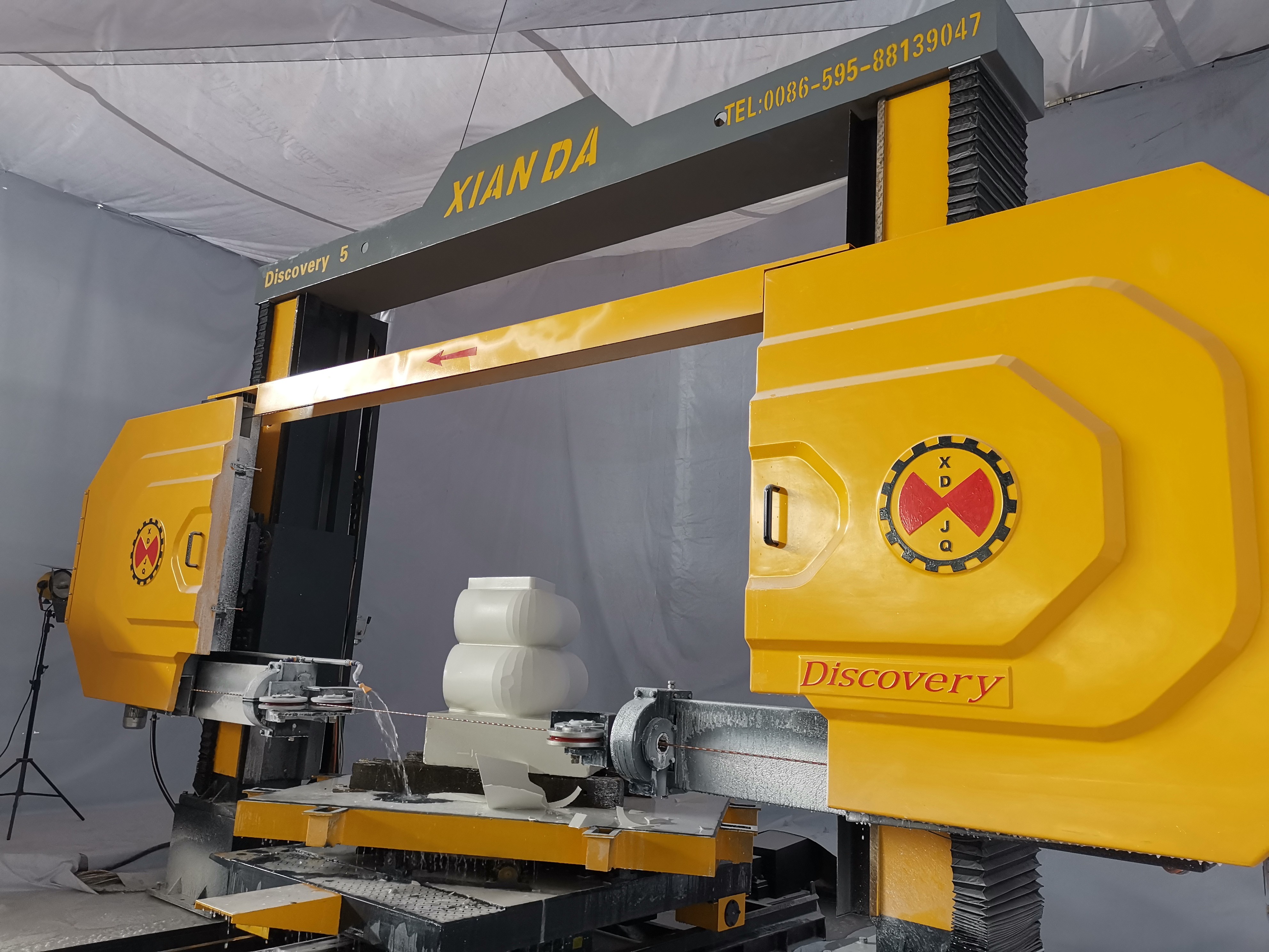 5 Axis CNC Diamond Wire Saw Machine For Marble And Granite 3D Shapes