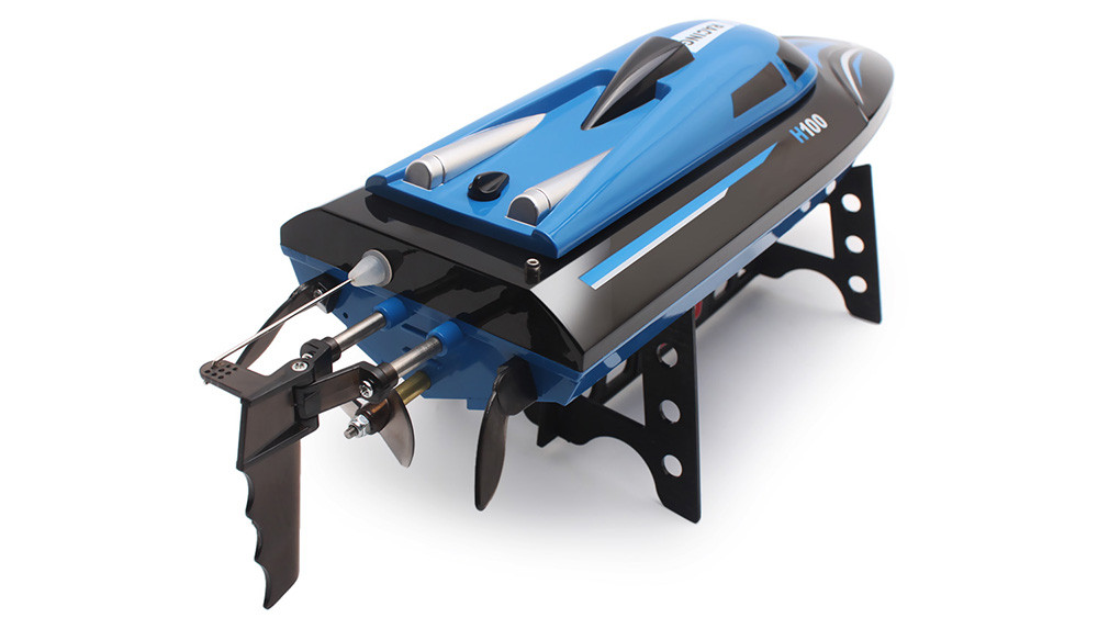 2.4GHz 4 Channel High Speed Remote Control RC Boat With LCD Screen
