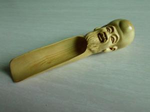 Wholesale Boxwood tea scoops with the god of longevity  from china suppliers