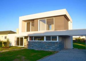 Wholesale Prefabricated Homes With Ligth Steel Frame AS/NZS, High Insulation Steel Structure Prefab Modern Villa from china suppliers