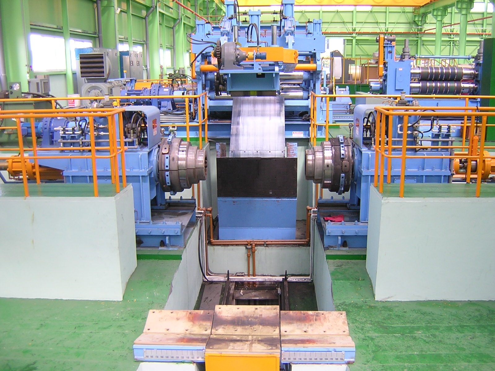 Plate Sheet Metal Hydraulic Guillotine Shearing Machine 1-6mm Thickness