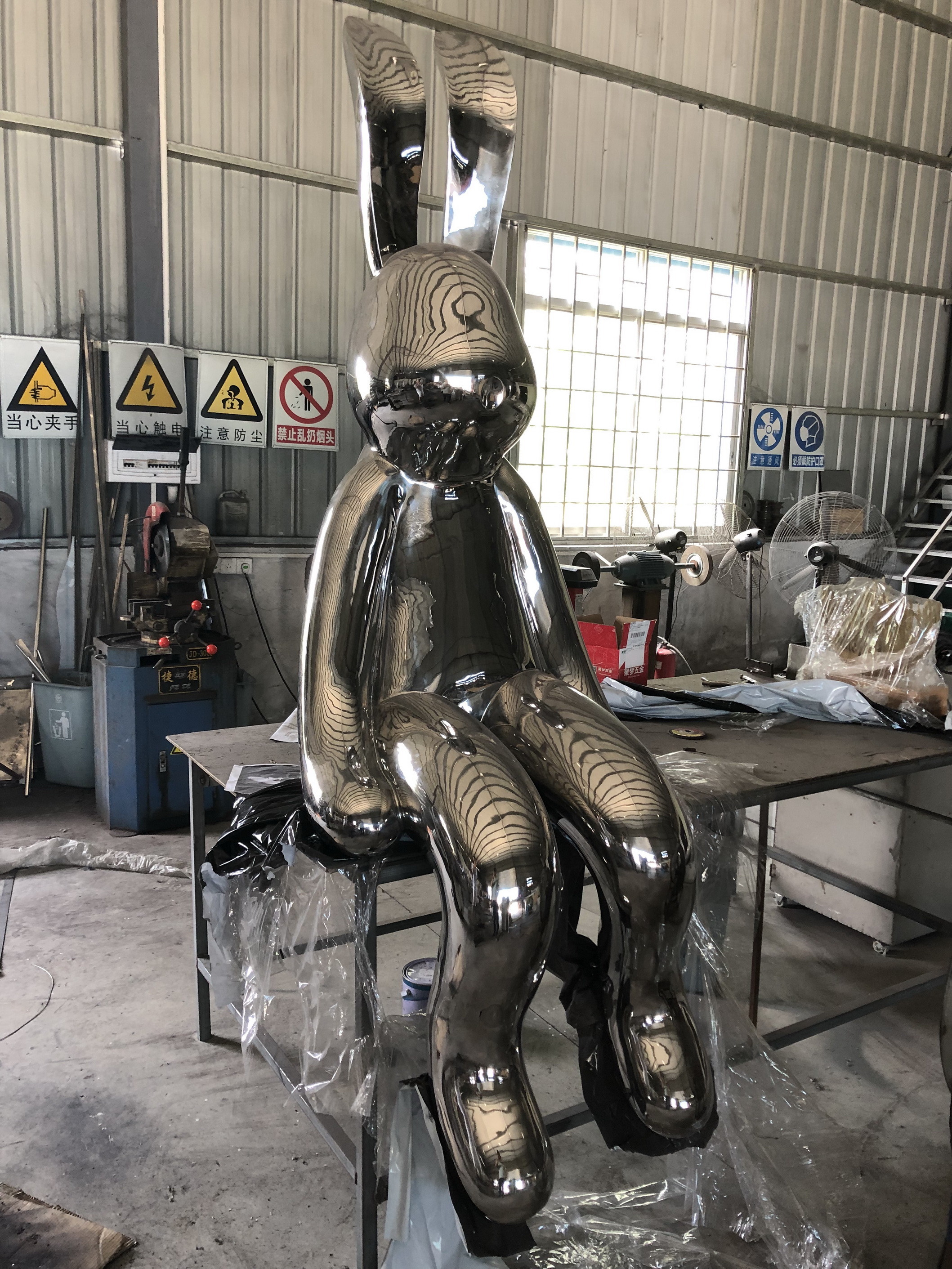 2020 Mirror Stainless Steel Rabbit Elk Moose Wapiti Sculpture Fabrication For Sale