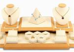 Recyclable Jewelry Display Bust , High Grade Jewellery Display Stands For Shops