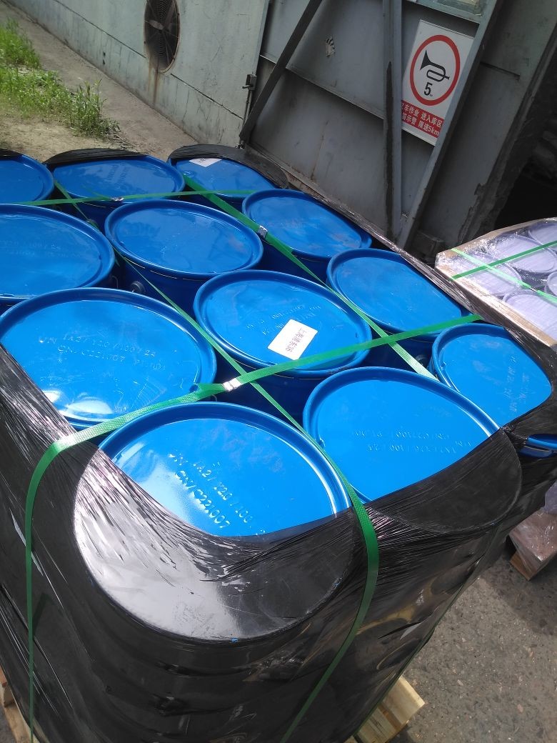 Rubber To Metal Adhesive 827 Surface Treatment And One Coat For Various Rubbers