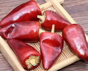 Wholesale Dehydrated Red Bullet Chilli Pods Cayenne Pepper 25000SHU Without Stem from china suppliers