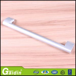 Wholesale make in China aluminum furniture hardware fittings high quality modern fair price kitchen cabinet handles from china suppliers