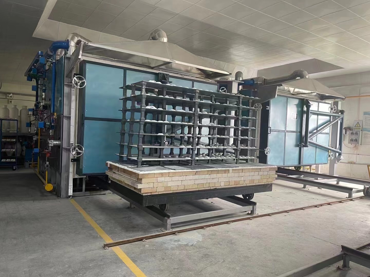 Programmable Shuttle Kiln Ultimate Solution For Firing Cycle Management
