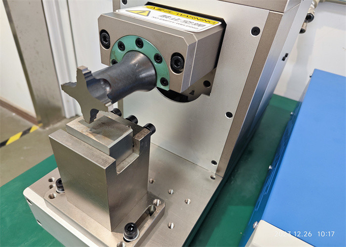 Aluminum Copper Metal Materials Ultrasonic Welding Machine 20Khz