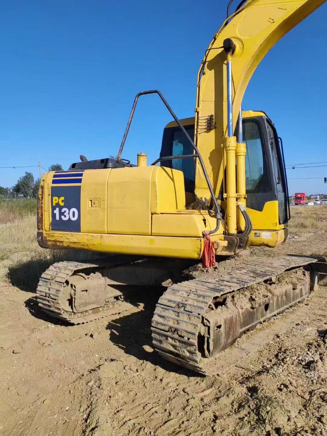 13T Second Hand Medium Sized Komatsu PC130 Excavator Operating Weight 12600 Komatsu