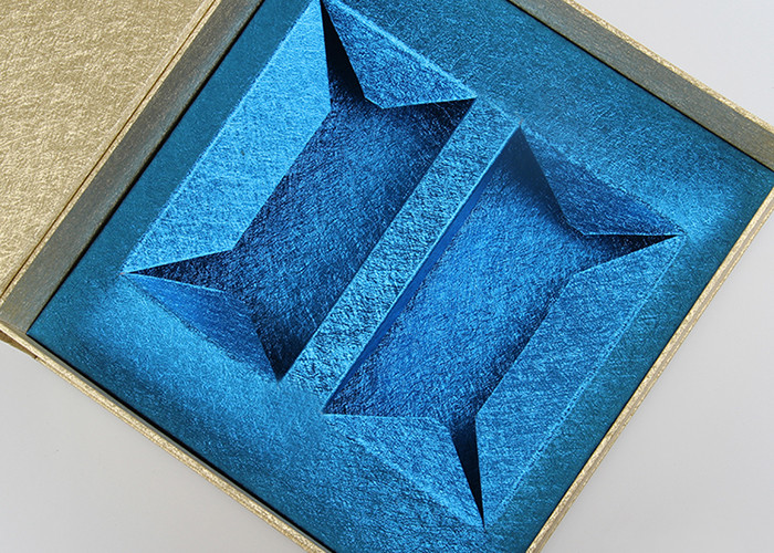 Hard Cardboard Recycled Paper Gift Boxes Chinese Oolong / Puar Green Tea Packaging