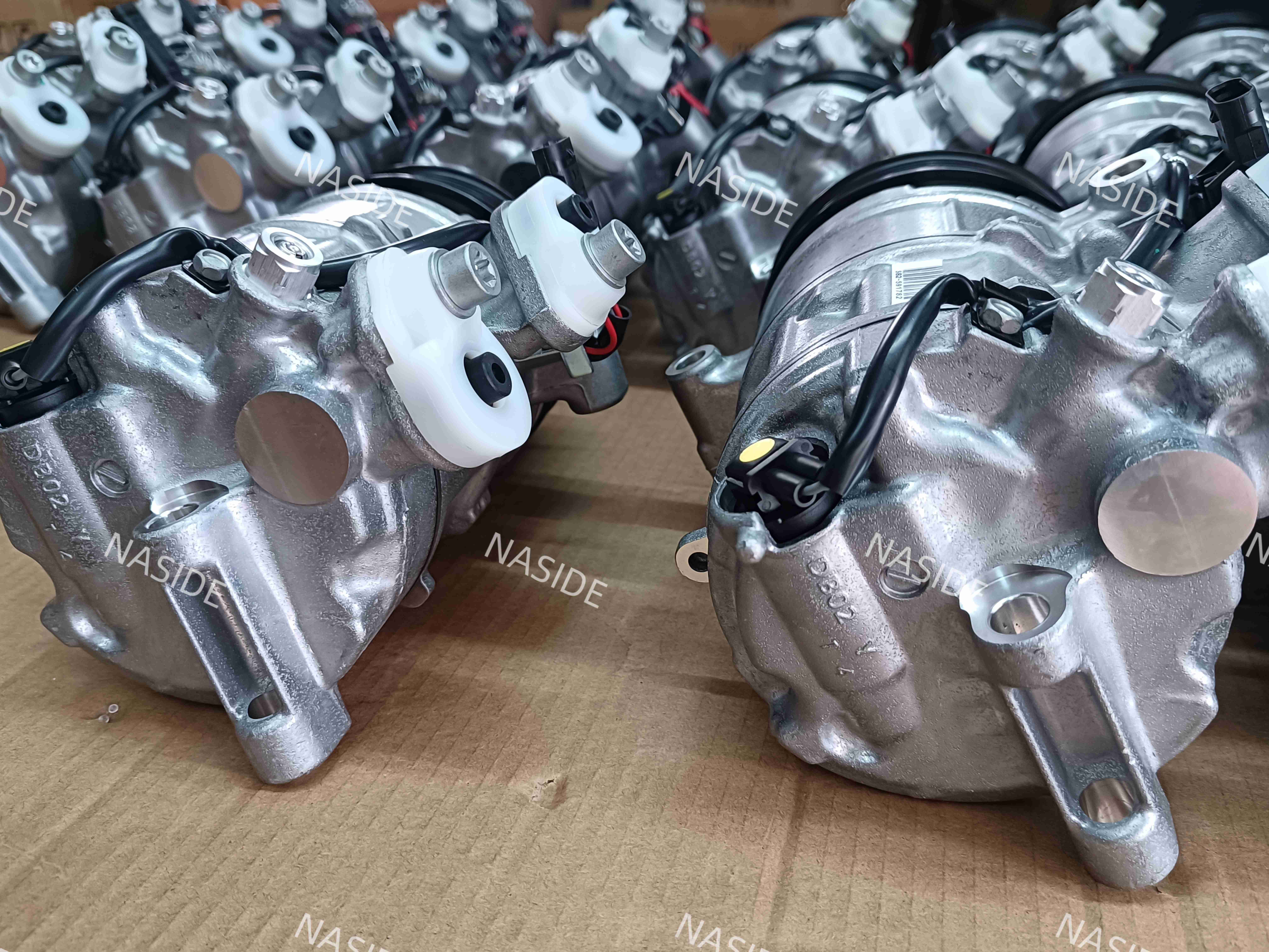 Auto AC Conditioning Compressor For BEN GLC 6PK 110MM OEM 0008306700 DS87007