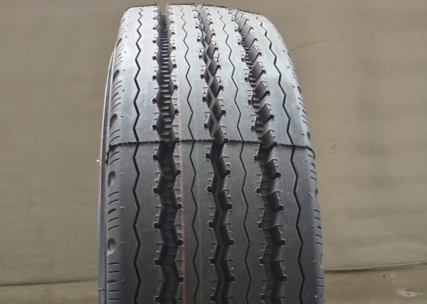 Compact 11R22.5 Highway Truck Tires All Steel Radial Tire Structure Wear