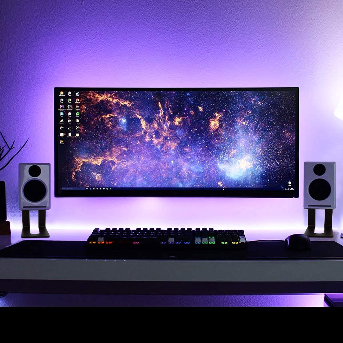 Customized Professional Desktop Audio Stand for Computer Sound System ISO9001