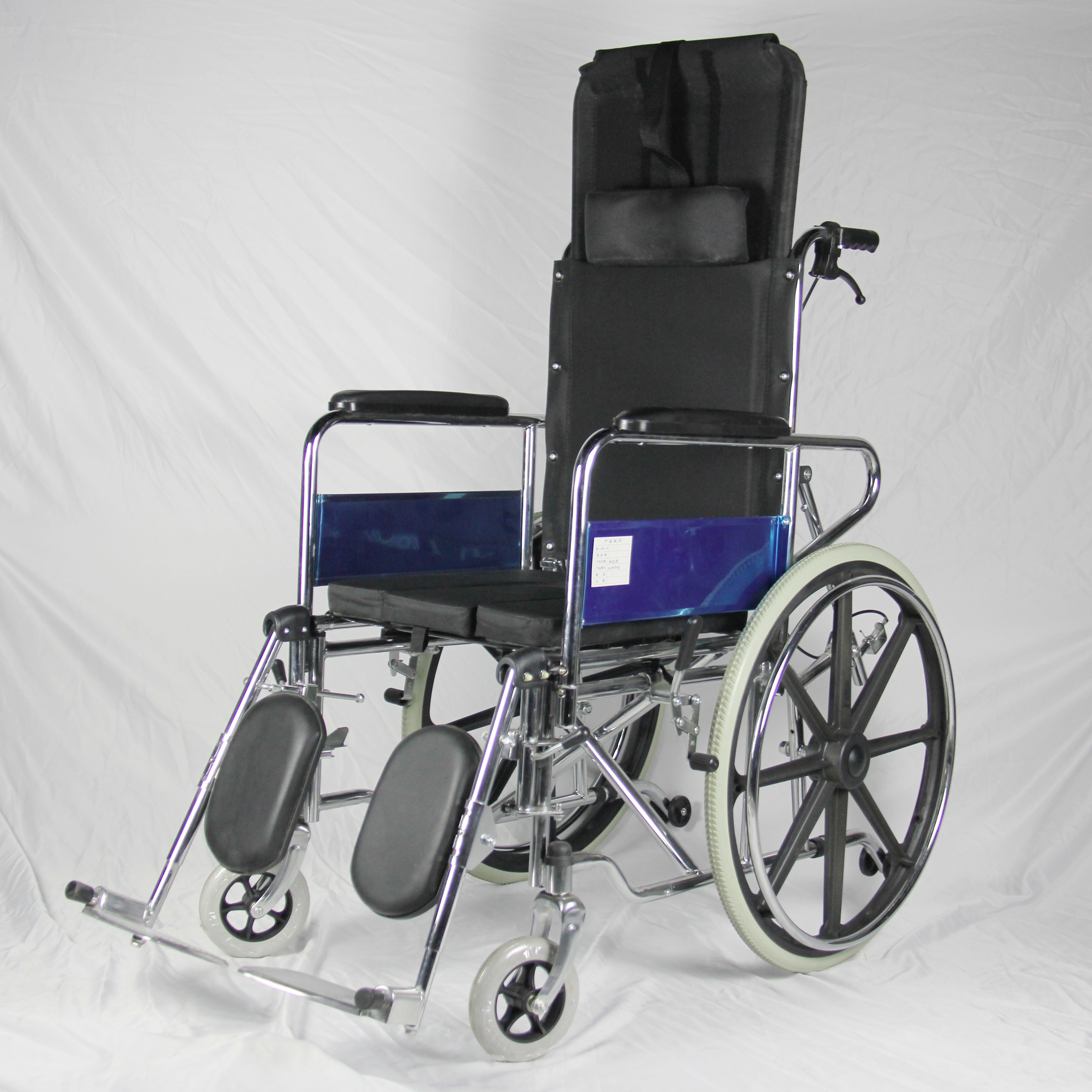 Multi - Function Aluminum Manual Wheelchair With Detachable Elevating Footrest U Shape Commode Seat