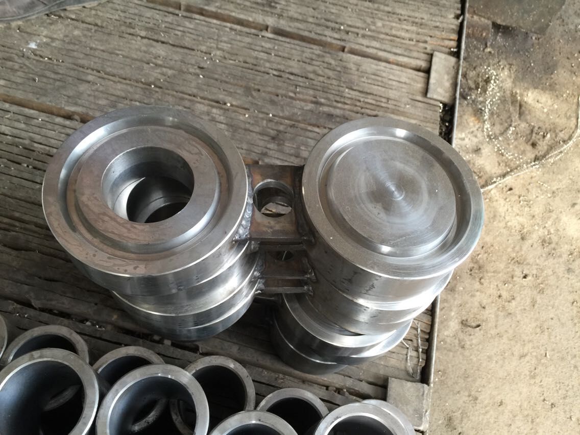 High Precision Spectacle Blind Flange , Nickel Alloy Flanges Size 2"-24"