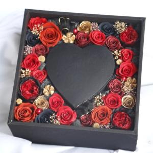 Wholesale Natural roses preserved floras gift box decorated with jewelry from china suppliers