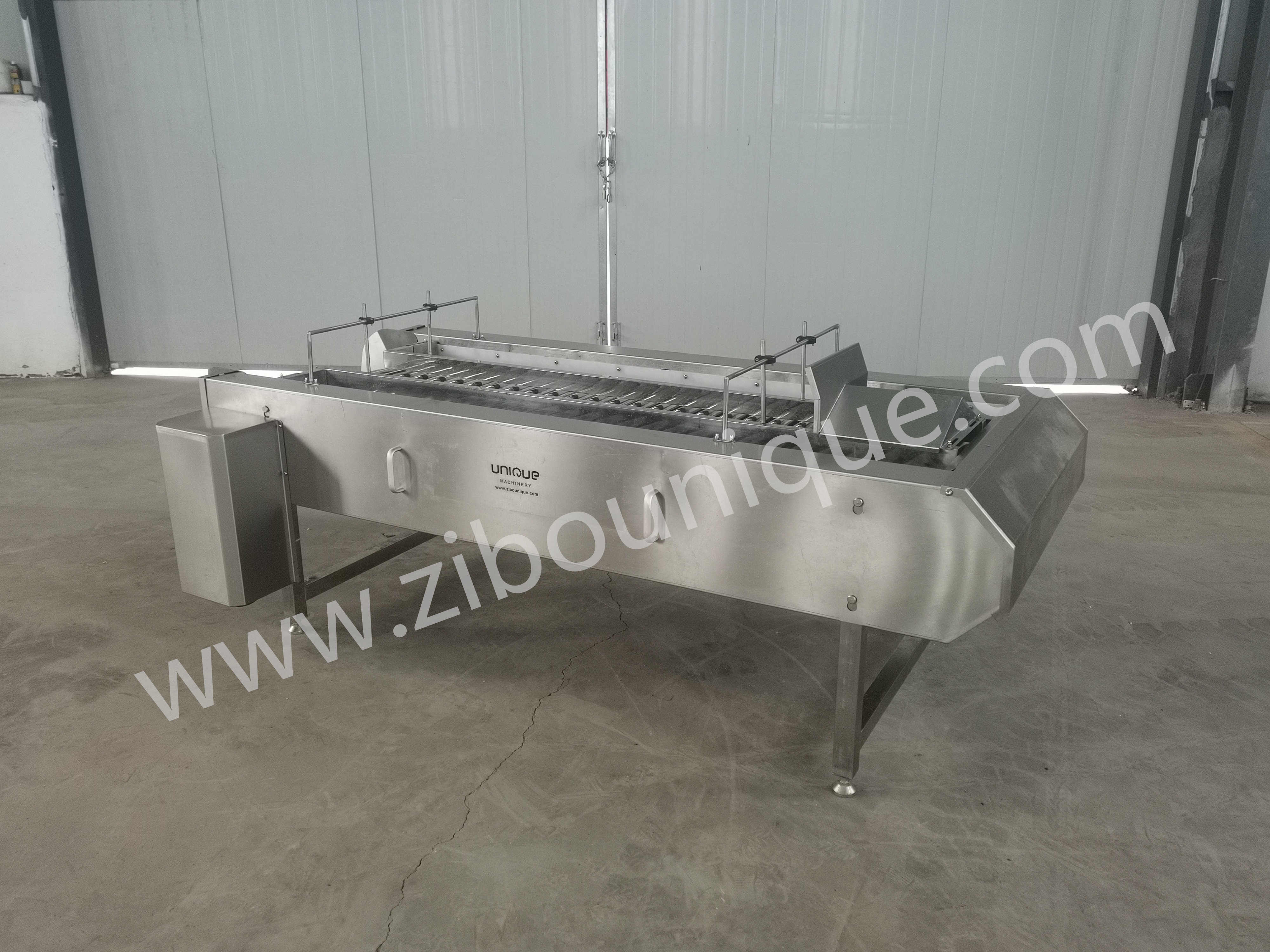 Speed Adjustable Heavy Duty Vegetable Selecting Conveyor for Potato Inspection Needs