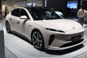 Wholesale 200km/h High Performance Electric Cars Nio ET5 Left Steering Luxury Electric Sedans from china suppliers