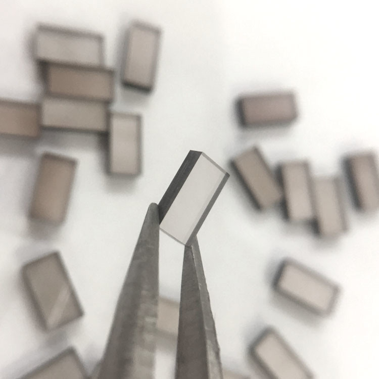 Brown Single Crystal CVD Diamond VVS Industrial Diamond Plate For Heat Sink