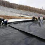 Glossy Geomembrane HDPE Dam Liner for Geosynthetics Pond Length 50m-100m