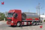 Euro 4 Asphalt Distributor Truck Sprayer 6x4 Road Construction