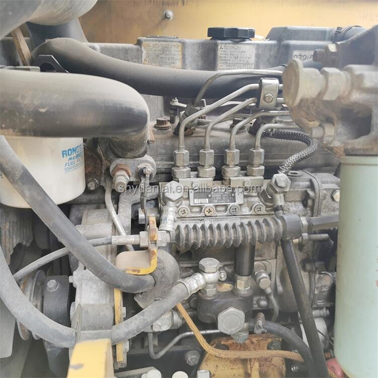 7000 KG Weight and Soft Steel Design CAT307c Excavator with Original Hydraulic Valve