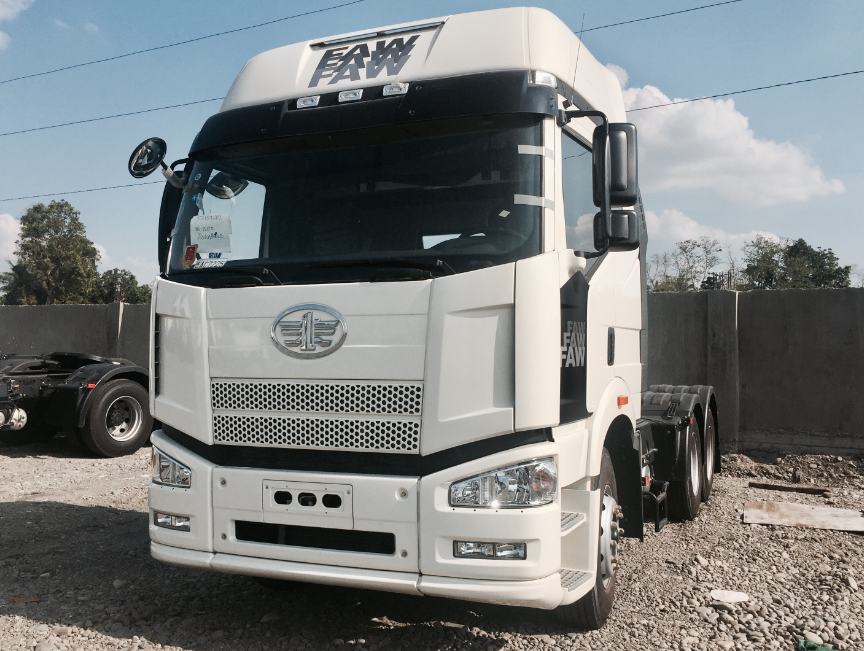 FAW J6P Jiefang Tractor Truck 6x4 Heavy Duty Tractor Unit Engine Used Trucks for Heavy Cargo Transportation