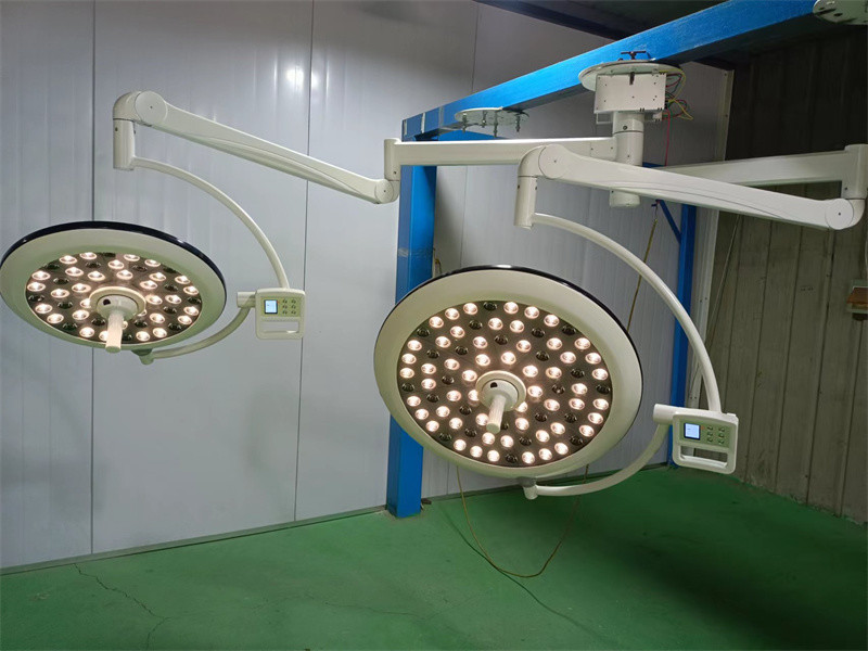 Innovative Surgical Lights With Adjustable Color Temperature And Smart Dimming Technology