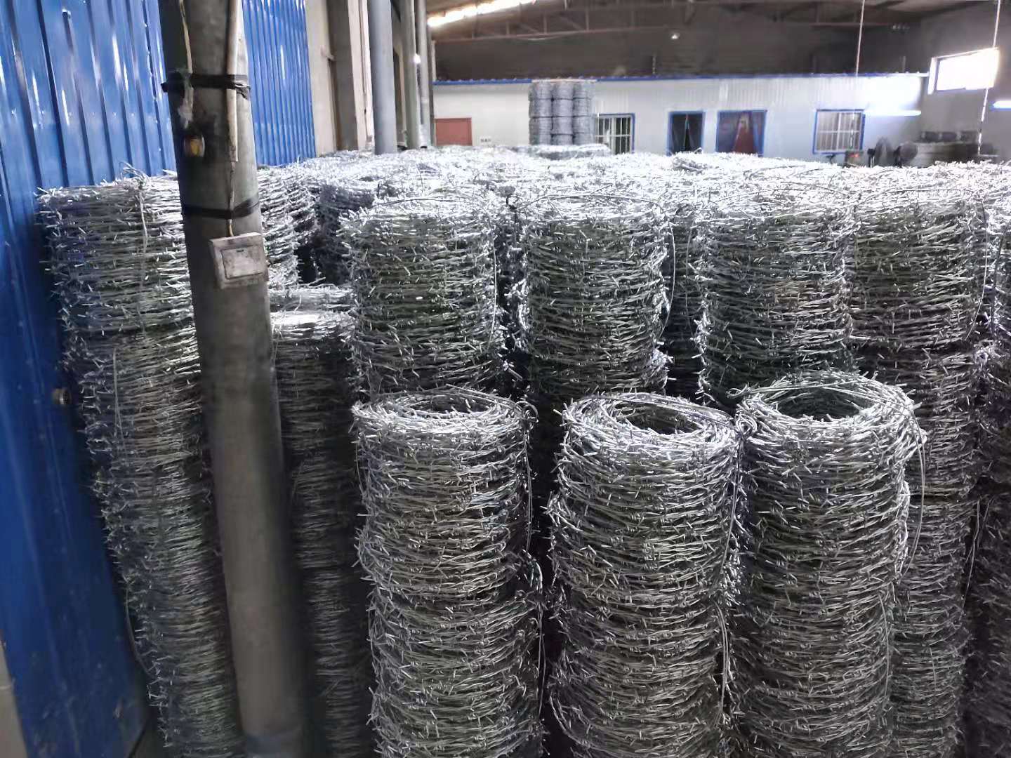 barbed wire 