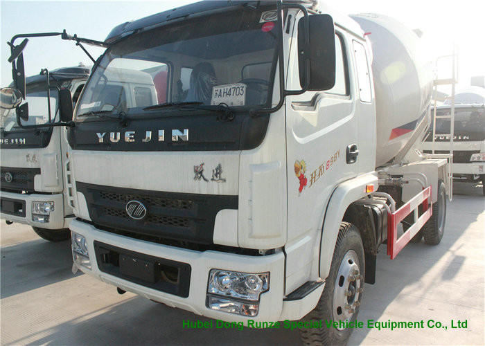 YUEJIN 5m3 Small Concrete Mixer Truck With Pump , 4x2 Mobile Mixer Truck