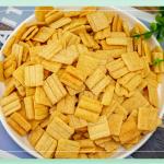Hot sale Asian snack crayfish flavor rice crust snacks wholesale price rice