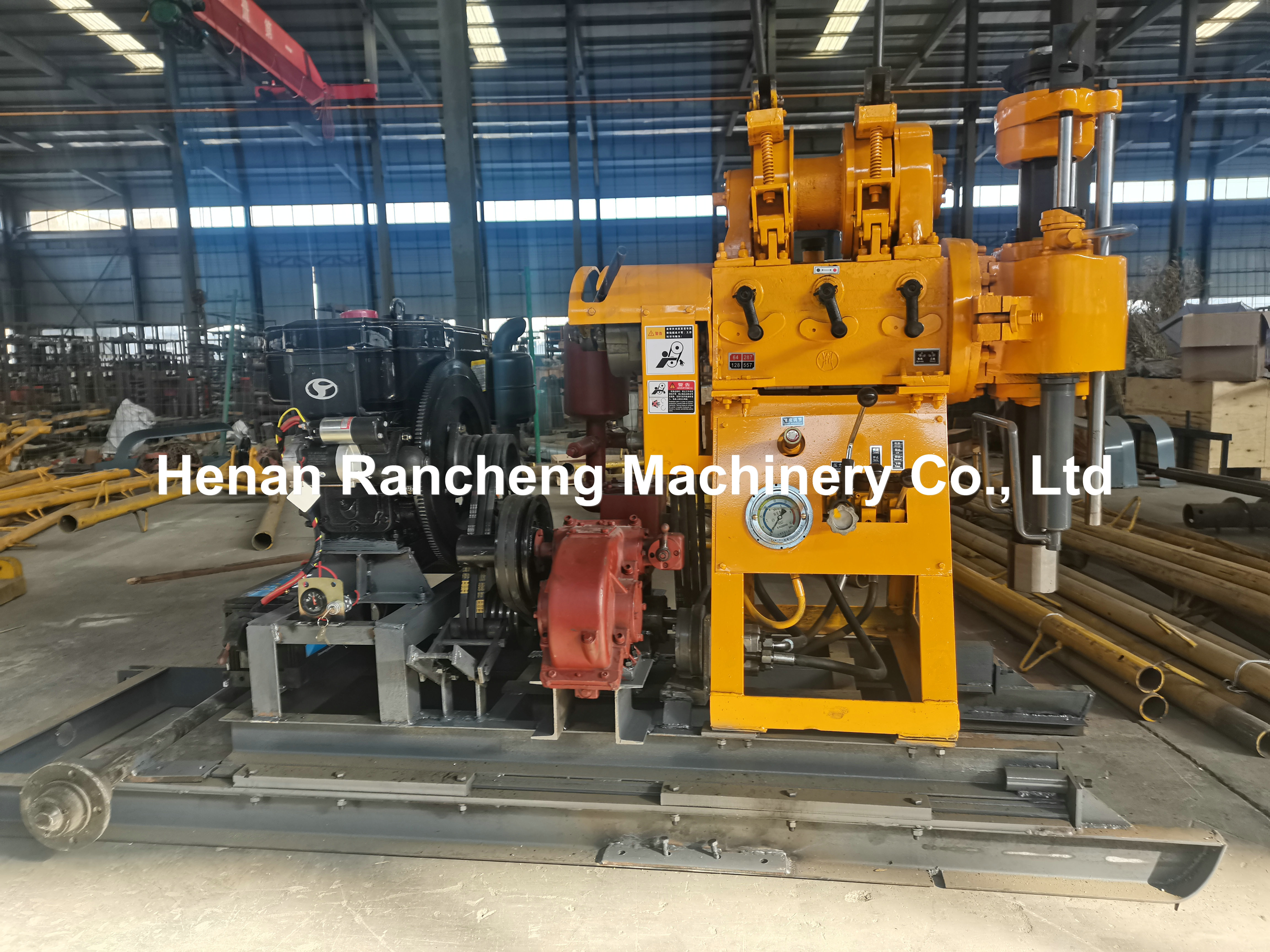 130m / 200m Depth Hydraulic Small Borehole Drilling Rig With 22HP Diesel Engine