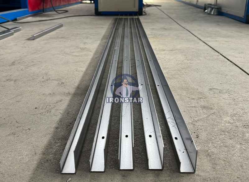 J channel bracket roll forming machine for building in Korea Green house bracket machine Green house channel machine
