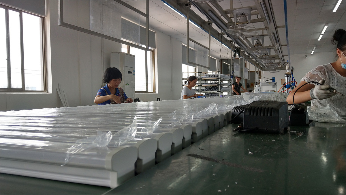 30w 4 Feet Waterproof LED Lights , Extrusion LED Emergency Batten For Supermarket