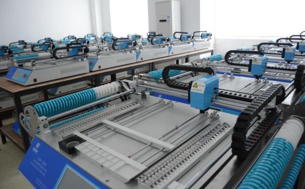 Manufacturer Charmhigh Homemade SMD Pick And Place Machine For LED , SMD Surface