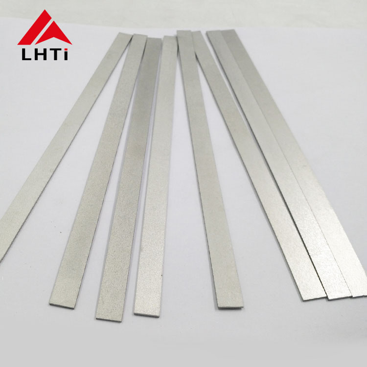Excellent ASTM B265 Silver Titanium Alloy Plate Titanium Sheet 25000 PSI Yield Strength 0.5-6mm